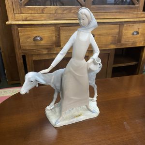figura porcelana lladro pastora con cabra